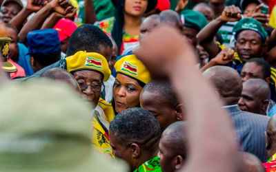Zimbabwe’s Military, in Apparent Takeover, Says It Has Custody of Mugabe