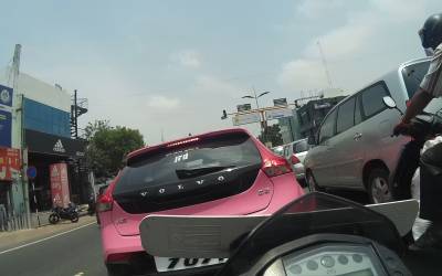 VOLVO wrapped PINK !!