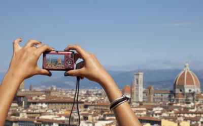 Young women bolder than guys as solo travellers - Airline Ratings