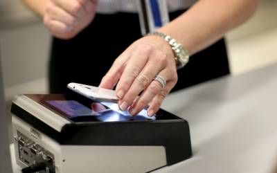 How to Get Through Airport Customs As Quickly As Possible