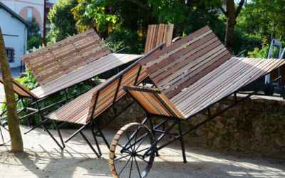 Fun new rolling furniture in France creates gathering spaces along the River SÃ¨vre